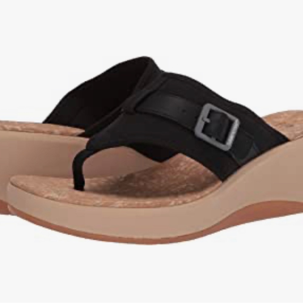 Clarks step Cali sail slipper wedge size 9